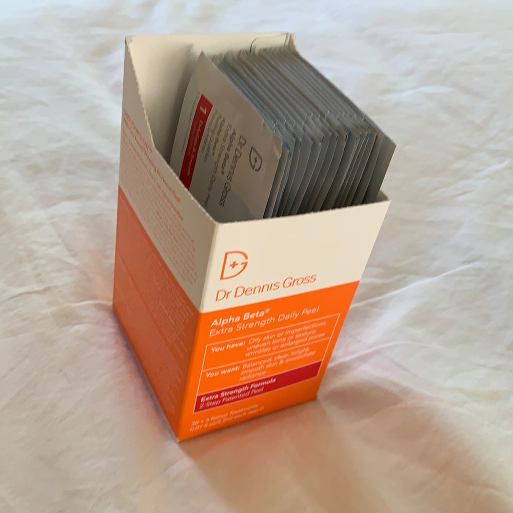 Dr. Dennis Gross Extra Strength Daily Peel